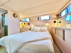 ISLE OF VIEW 4 OWNER'S STATEROOM