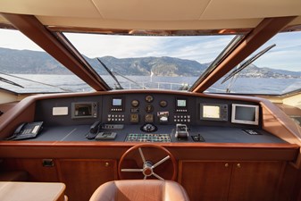 LADY MAUREEN 25 LADY MAUREEN 2006 FALCON Falcon 86 Motor Yacht Yacht MLS #482482 25