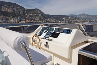 LADY MAUREEN 38 LADY MAUREEN 2006 FALCON Falcon 86 Motor Yacht Yacht MLS #482482 38