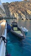 WHITE SWAN 21 