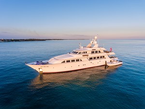 LADY J 32 