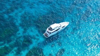 EVERDEEN 8 Sunseeker 95 - LARRIANE MAE 32