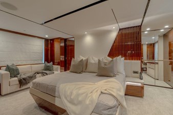 KAOS 8 Master Stateroom 