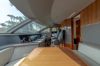 KAOS 43 Helm Area Seating  