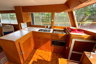 TUMBLEWEED 7 Galley