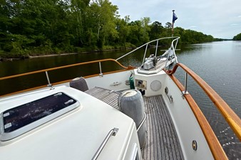 TUMBLEWEED 21 Foredeck