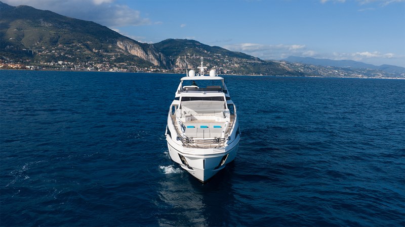ANA Yacht-114 copy