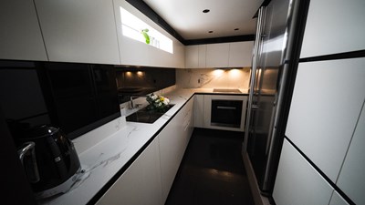 ANA 12 ANA Yacht-53