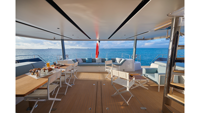 LONG ISLAND 78 YACHT