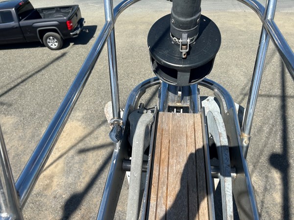 Pacific-Seacraft-40-2002 Double Bow Rol
