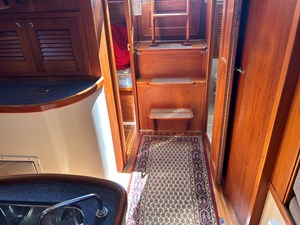PALOMA 23 Pacific-Seacraft-40-2002 Entry Steps