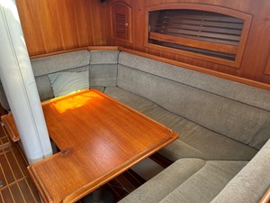 PALOMA 21 Pacific-Seacraft-40-2002 Dinette