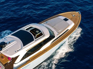 AD ASTRA 60 3 Opening roof