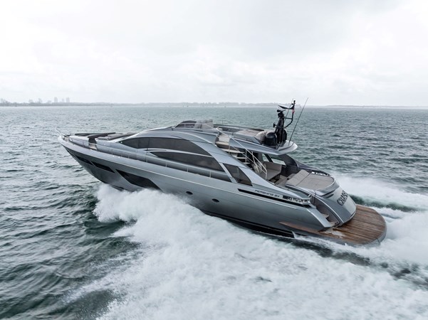 CRASH - Yacht zu verkaufen