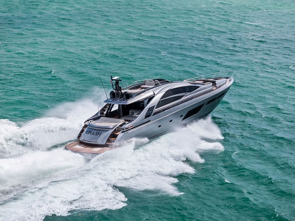 CRASH - Yacht zu verkaufen