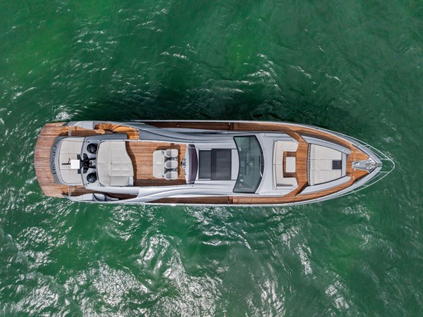 CRASH - Yacht zu verkaufen