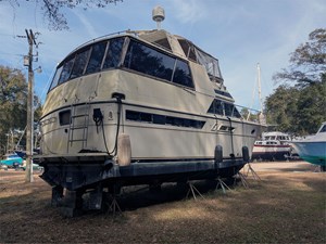 48' Californian 1989 4806 Aft Cabin 4 