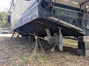 48' Californian 1989 4806 Aft Cabin 6 