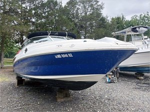24' Sea Ray 2008 240 SD  2 