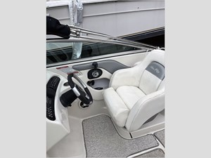24' Sea Ray 2008 240 SD  6 