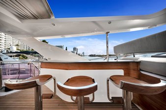 Azimut Grande 27 22 Bar