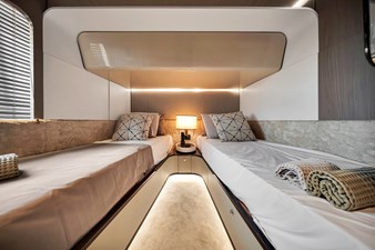 Azimut Grande 27 61 