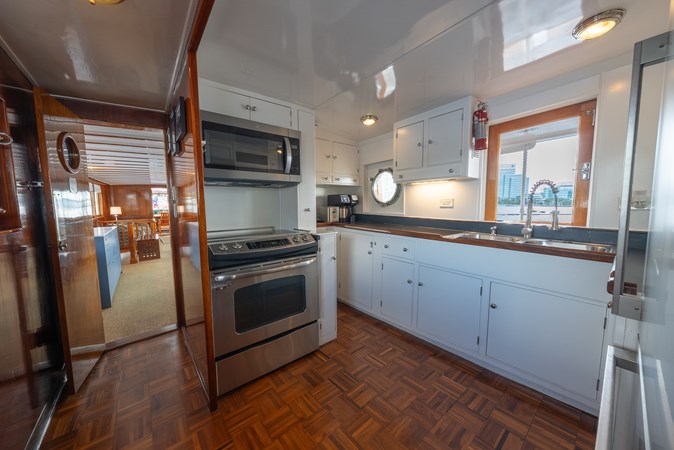 INNISFAIL - Yacht à vendre