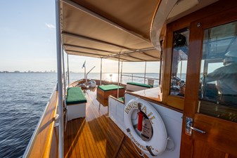 INNISFAIL 34 Foredeck
