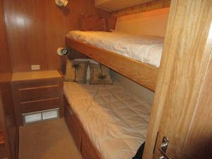 THIS OLD HATT 18 Portside Cabin