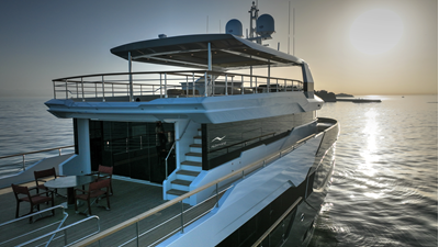 ONE ZERO YACHT