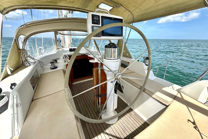 Center Cockpit