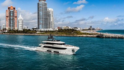 Custom Line Navetta 33 0 Photo credit: Ferretti Custom Line Group
