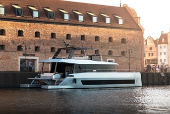 NEW 2026 MOON 60 POWER  1 