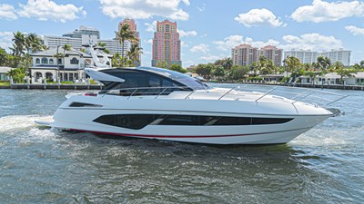 The Edge IV 0 2021 SUNSEEKER Cruiser