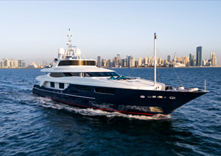 BURKUT 1 Cruising