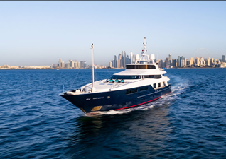 BURKUT 4 Cruising