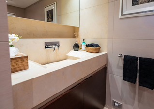 BURKUT 43 Double cabin ensuite