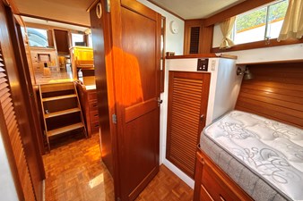 GRAND JOUR 5 Forward Stateroom