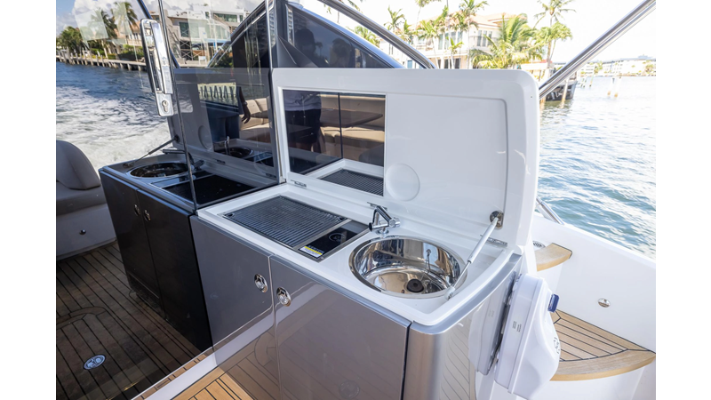QUICK DECISION - Yacht for sale