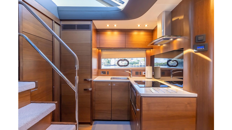 QUICK DECISION - Yacht for sale