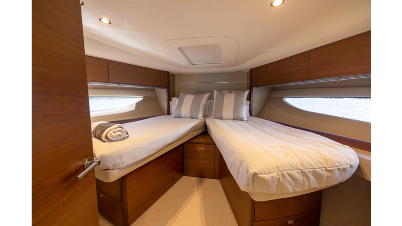 QUICK DECISION - Yacht for sale