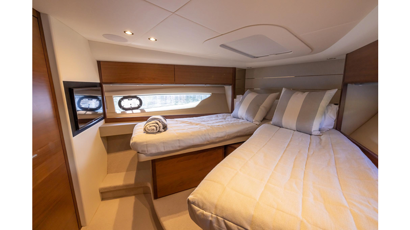 QUICK DECISION - Yacht for sale