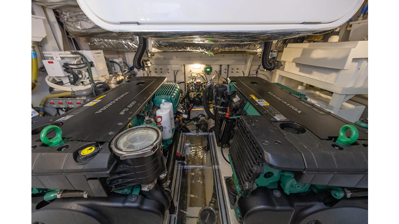 QUICK DECISION - Yacht for sale