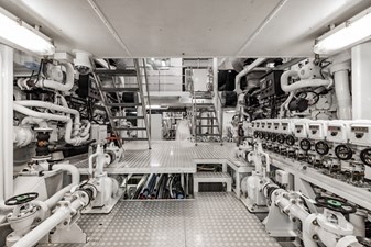 LAUREL 46 LAUREL 240'/73.15m Delta 2006/2014 Motor Yacht: Engine Room