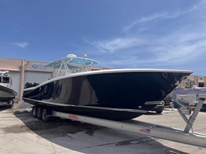AMBITIOUS 0 AMBITIOUS 42' Invincible 2019