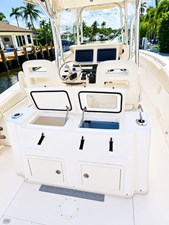 30 ft 2014 Grady-White Canyon 306 8 
