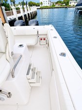 30 ft 2014 Grady-White Canyon 306 10 