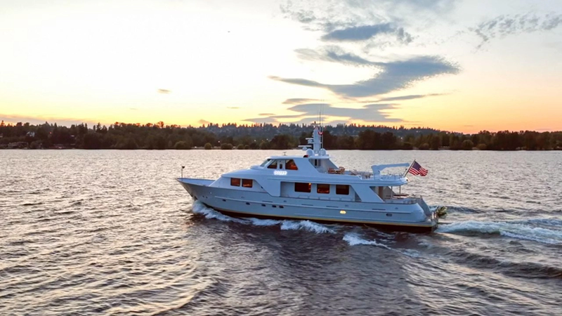 DOZER - Yacht in vendita