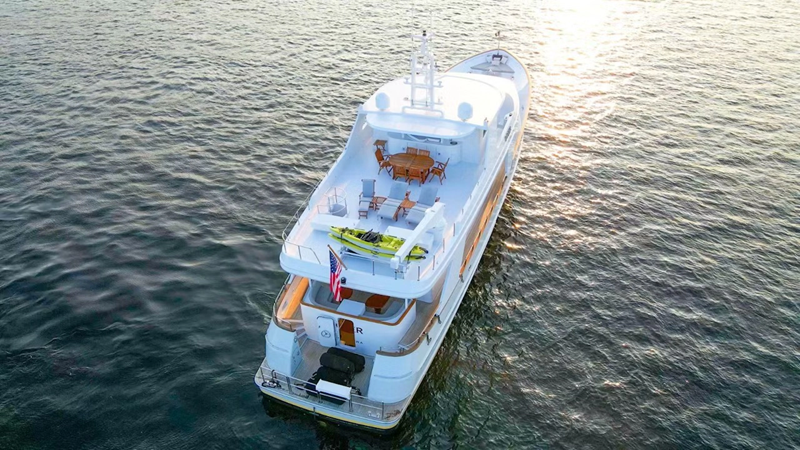 DOZER - Yacht in vendita