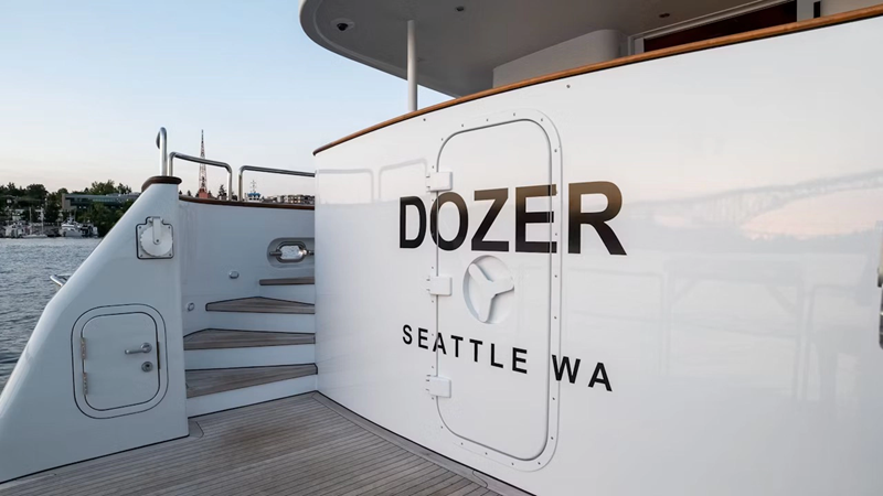 DOZER - Yacht in vendita